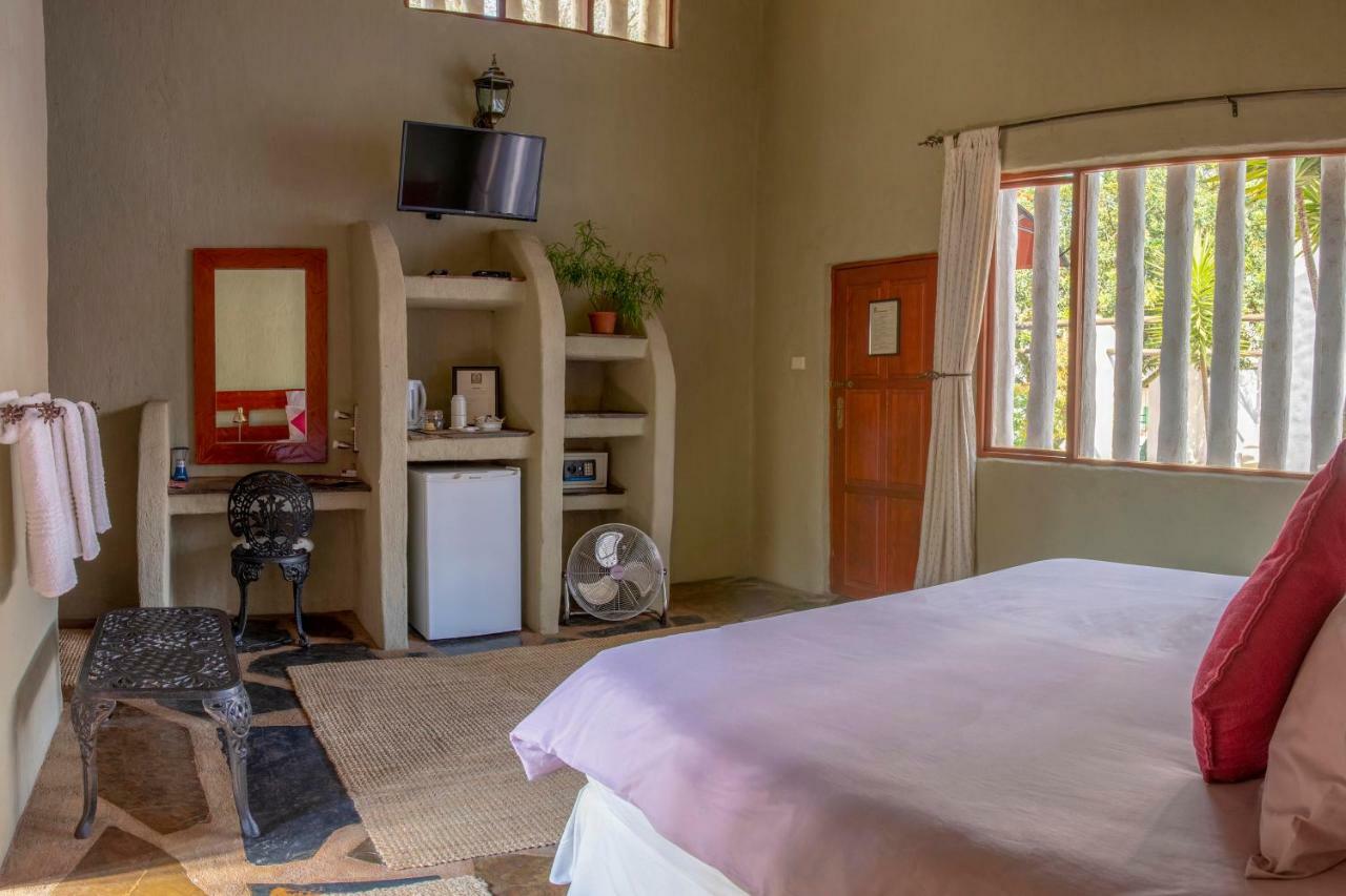 By Bush Telegraph Lodge Johannesburg Exteriör bild