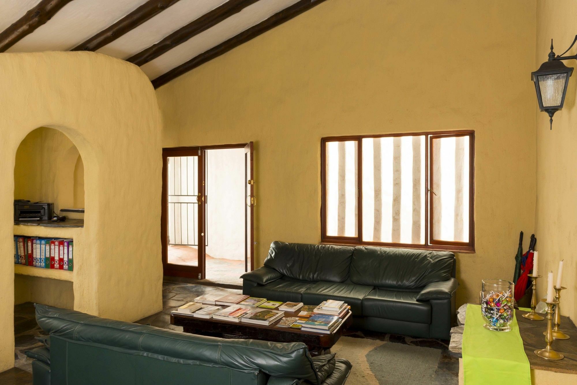 By Bush Telegraph Lodge Johannesburg Exteriör bild